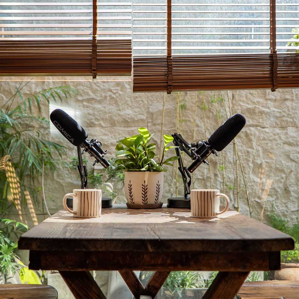 Không gian quay Podcast tại Studio Bếp lửng lơ